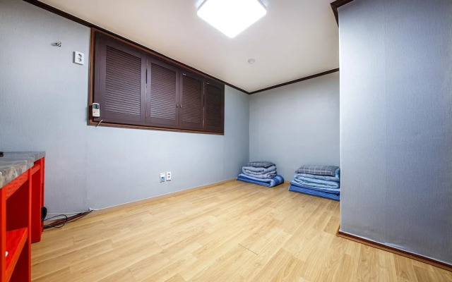 Cheonan Ramada Park