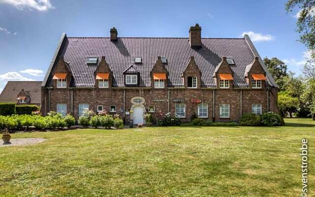 hotelImage