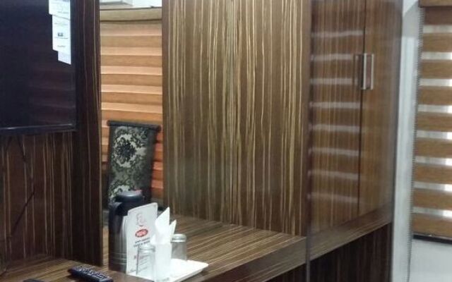 OYO 2680 Hotel Presidency