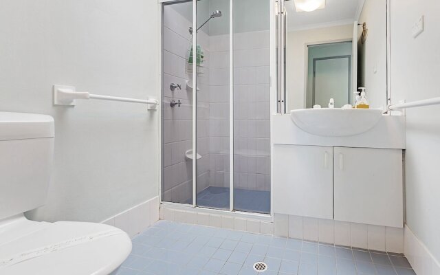 Cirrus, 6/44 Marine Drive