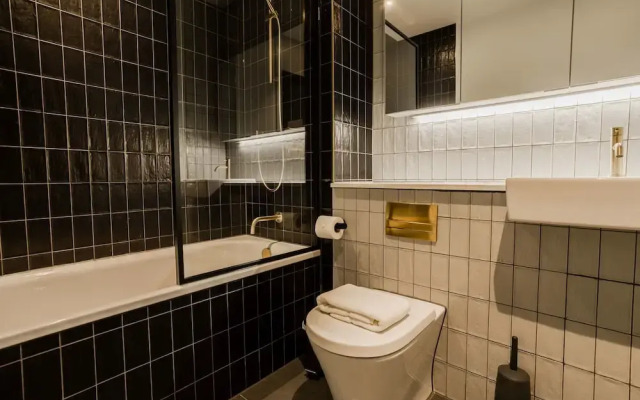 Marron Suite 2BR City Walks