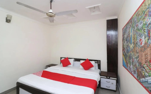 Capital O 9905 Hotel Doon Star