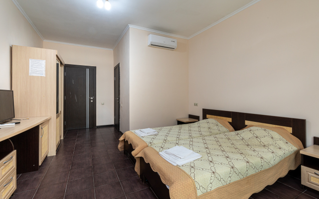 Ruslan Hotel