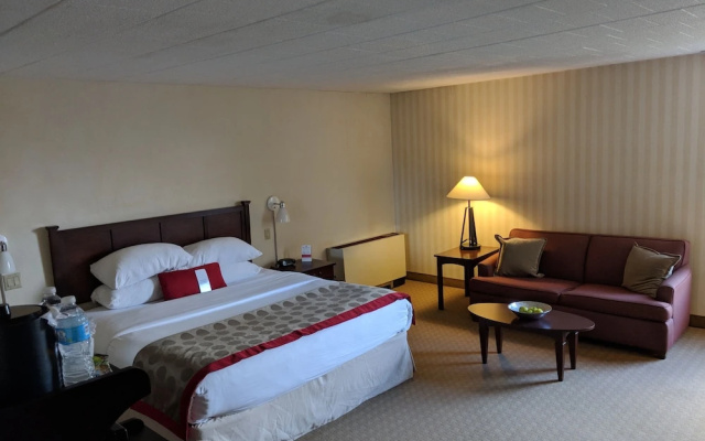 Ramada Greensburg Hotel And Conference Center