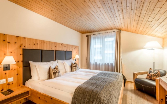 La Val Hotel & Spa – Guest Rooms – Brigels