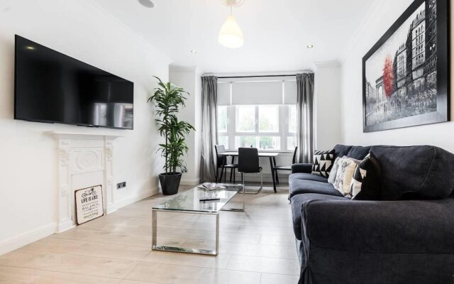 Central London Home by Oxford Street, 6 Guests