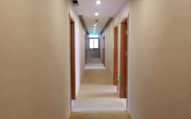 Shanghai Lianglou Boutique Hotel