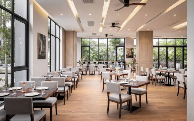 RIVA Hotel SHV