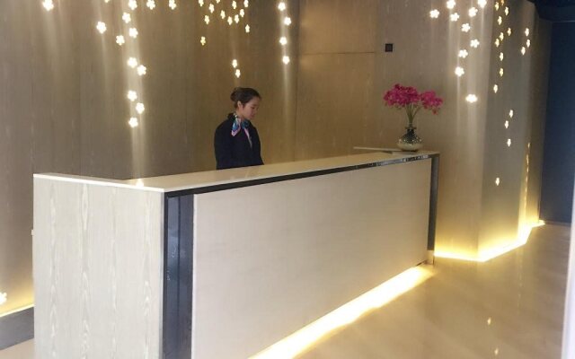 Lifu Hotel -Wankel Jiang Tai Road Railway