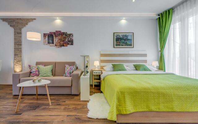 Room&studio Apartment Just Enjoy