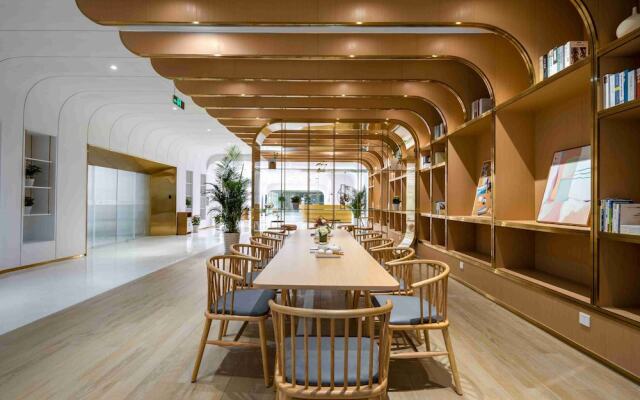 Quantum Inn East Railway Station