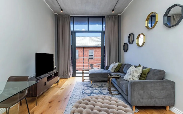 The Docklands Luxury Apartments