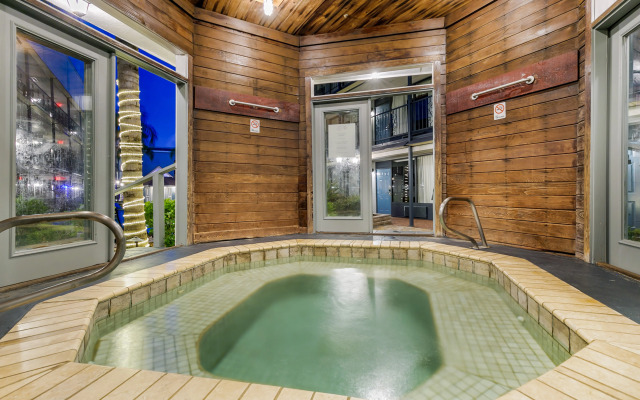 Best Western Plus Westbank