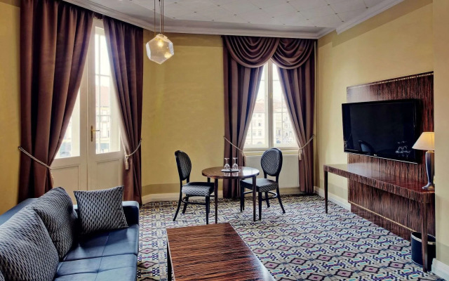 Grandezza Hotel Luxury Palace