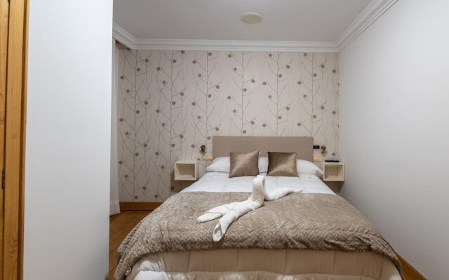 Lovely Apartment in Ribadeo near Playa de Penarronda