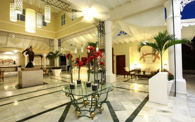 Grand Bahia Principe Aquamarine