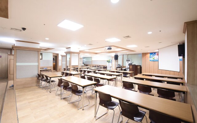 Dogo Elim Hotel