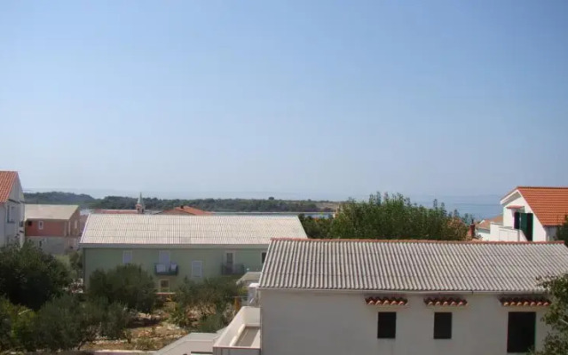 Apartments Dora
