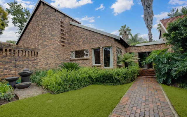The House Fourways