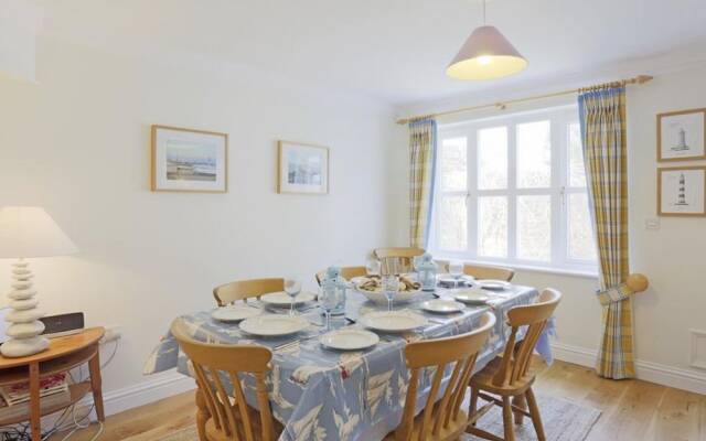Restful Holiday Home in Aldeburgh With Garden