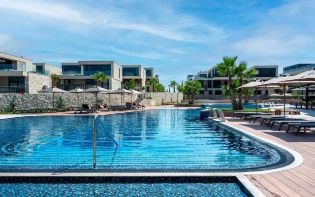 Petram Resort & Residences