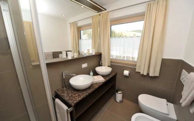 Apartments Cesa Leni