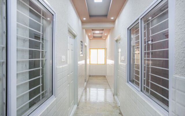 OYO Flagship 10363 Sri Balaji Guest House & Restaurent
