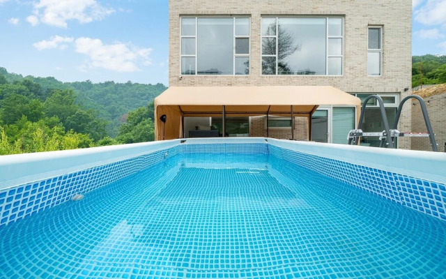 Yangpyeong Villa Blanche Dokchepension