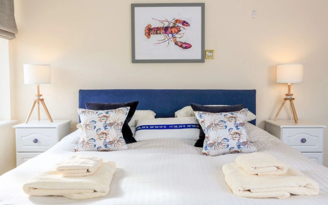10 Thurlestone Rock
