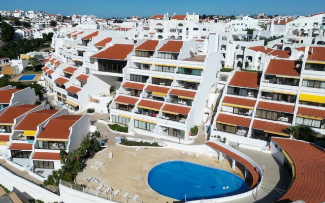 T3 Center of Albufeira With Swimming Pool