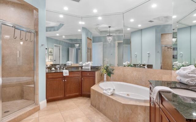 Indigo East 2104 Penthouse