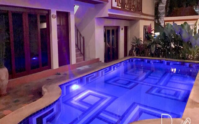 Punyapha Beach Villa