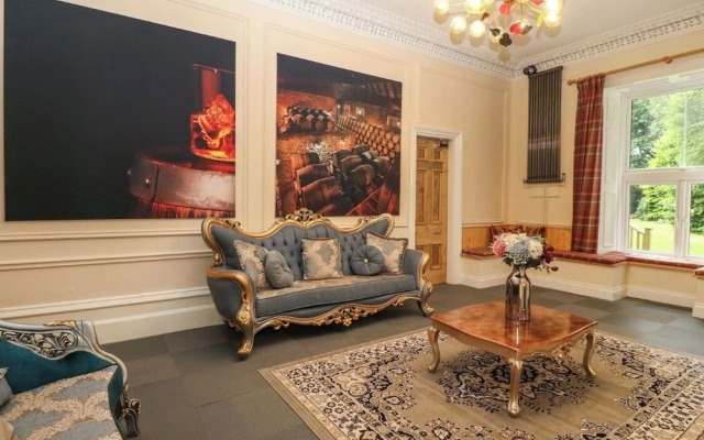 Plas Y Bryn Manor Hotel