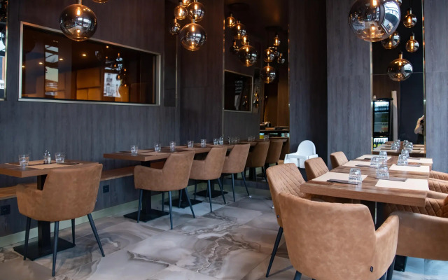 La Bourse Hotel