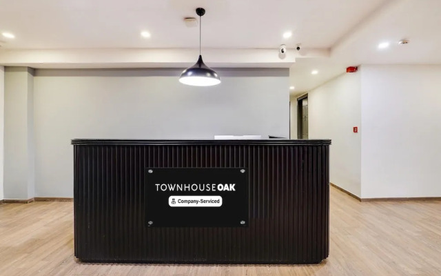 Premium Stays at Oak Indranagar
