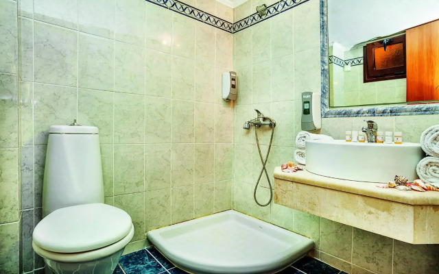 Elinotel Polis Hotel