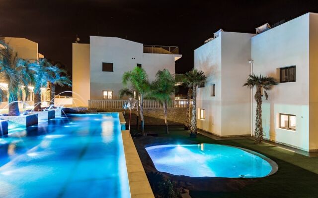 Calma Holiday Villas