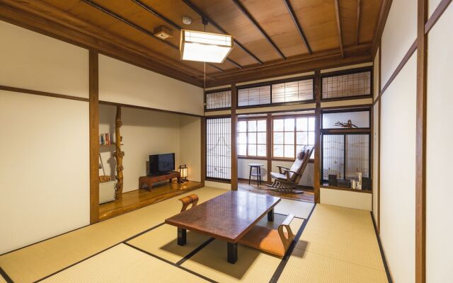 Tsuta Onsen