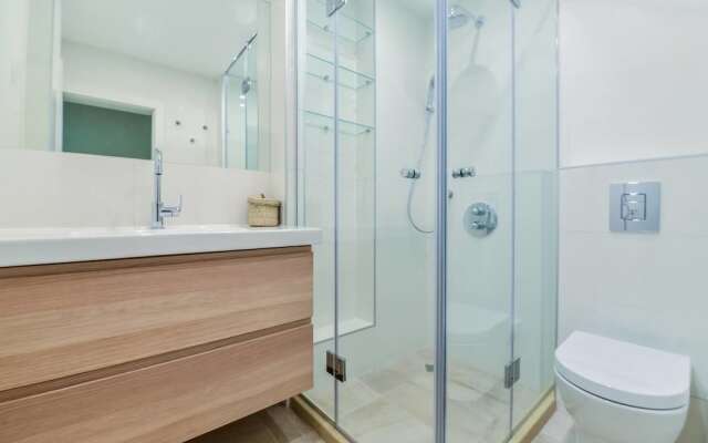 Fm Premium 2 Bdr Apartment Gora