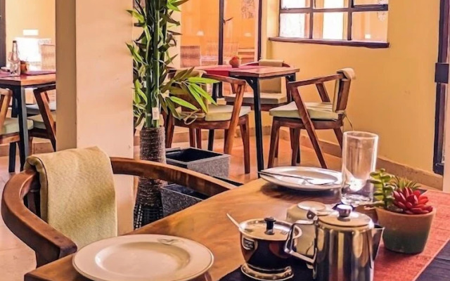 Trisan Hotel