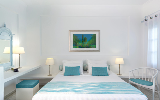 Santorini Kastelli Resort