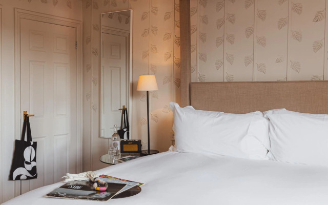 No.15 by GuestHouse, Bath