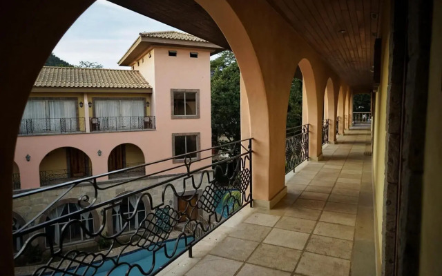 Corto del Mar Hotel