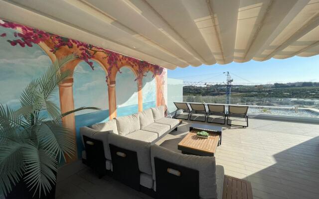 Lima in Estepona with 3 bedrooms and 2 bathrooms