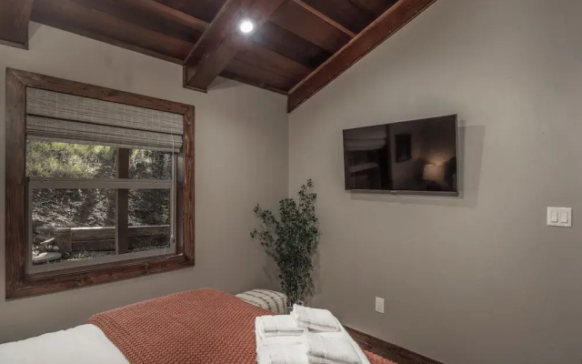 Moon Mountain Escape by Ruidoso Vacation Rentals