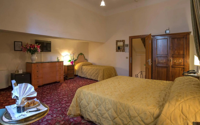 Hotel Paris
