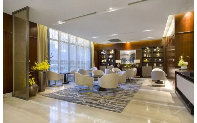 Heyuan Holiday Hotel