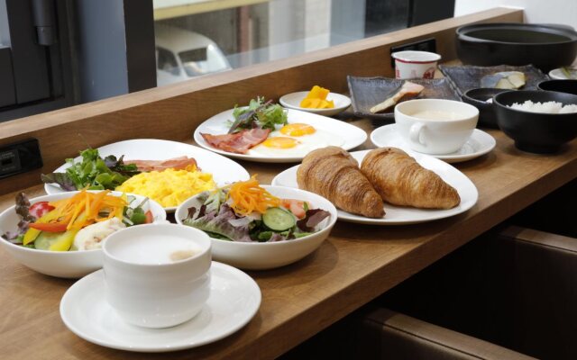 Tamacabin Osaka Honmachi