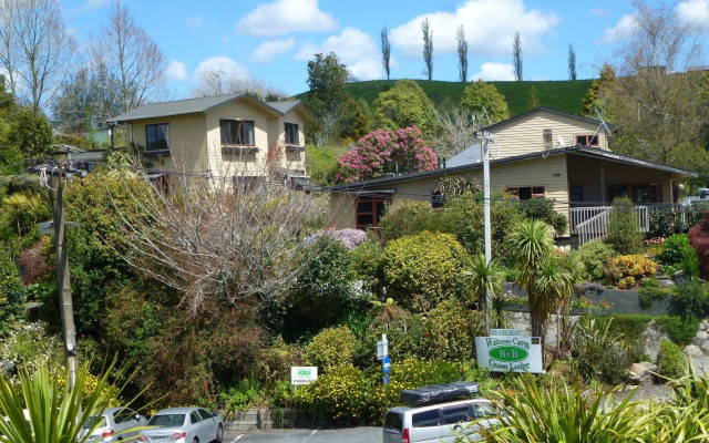 Waitomo Caves Guest Lodge