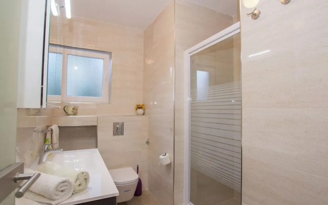 Breezy Stay Near Trogir